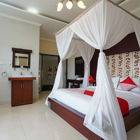 Oyo 2321 Griya Shanti Homestay Ketewel Экстерьер фото